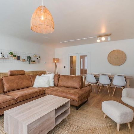 Ruim En Warm Appartement In De Winkelstraat Van Oostende ภายนอก รูปภาพ