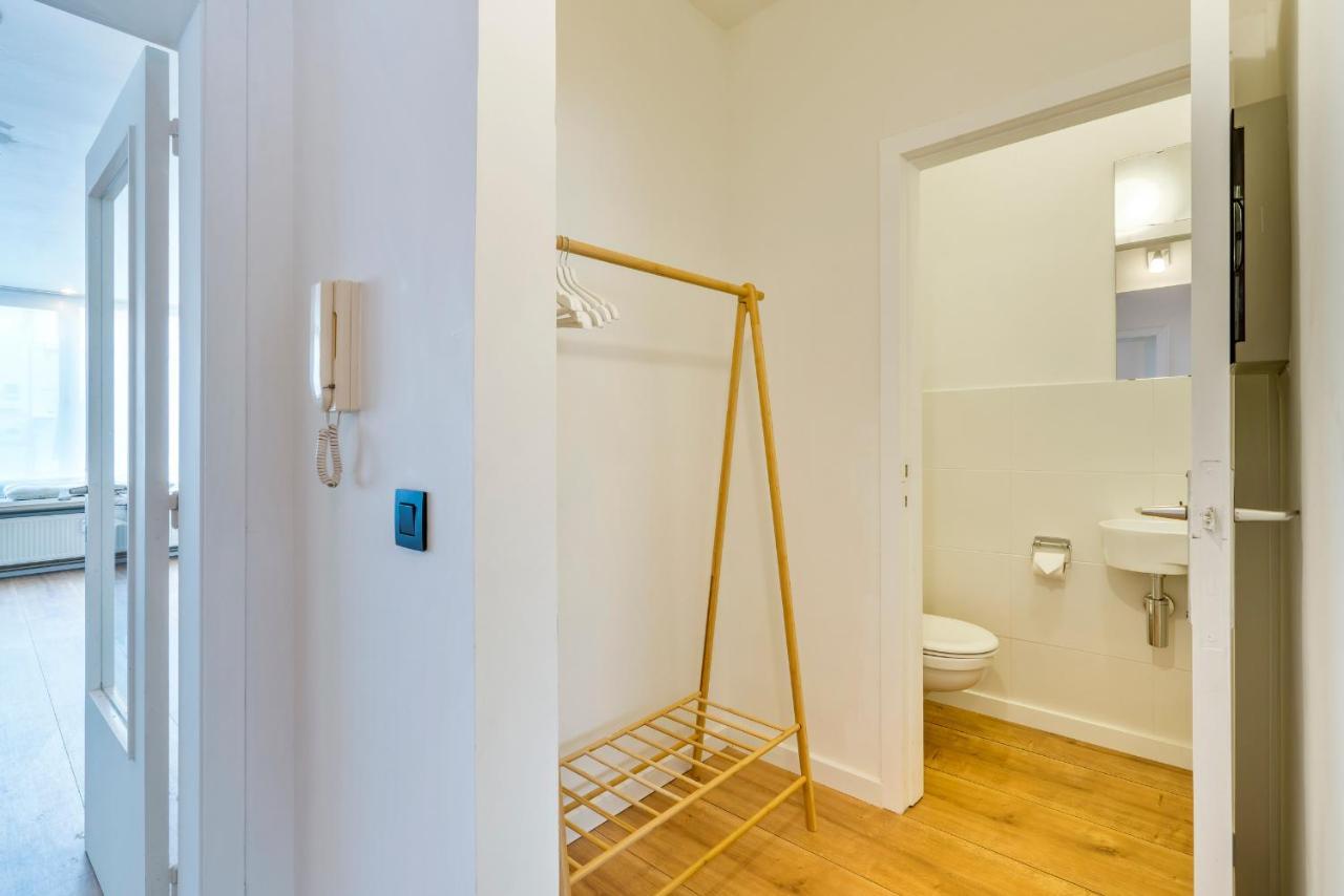 Ruim En Warm Appartement In De Winkelstraat Van Oostende ภายนอก รูปภาพ