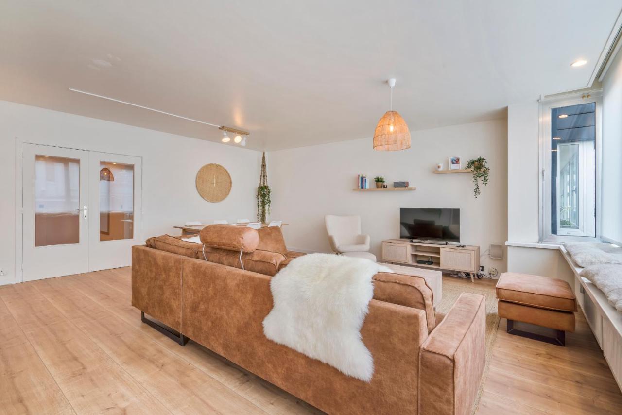 Ruim En Warm Appartement In De Winkelstraat Van Oostende ภายนอก รูปภาพ